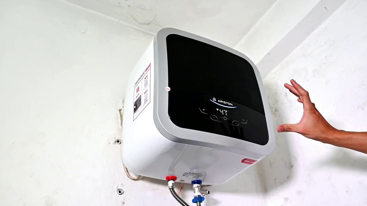 Xả e bình nóng lạnh ariston